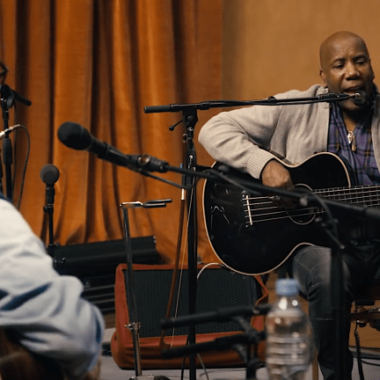 Eric Clapton to Release “The Lady in the Balcony: Lockdown Sessions” with Nathan East on Bass